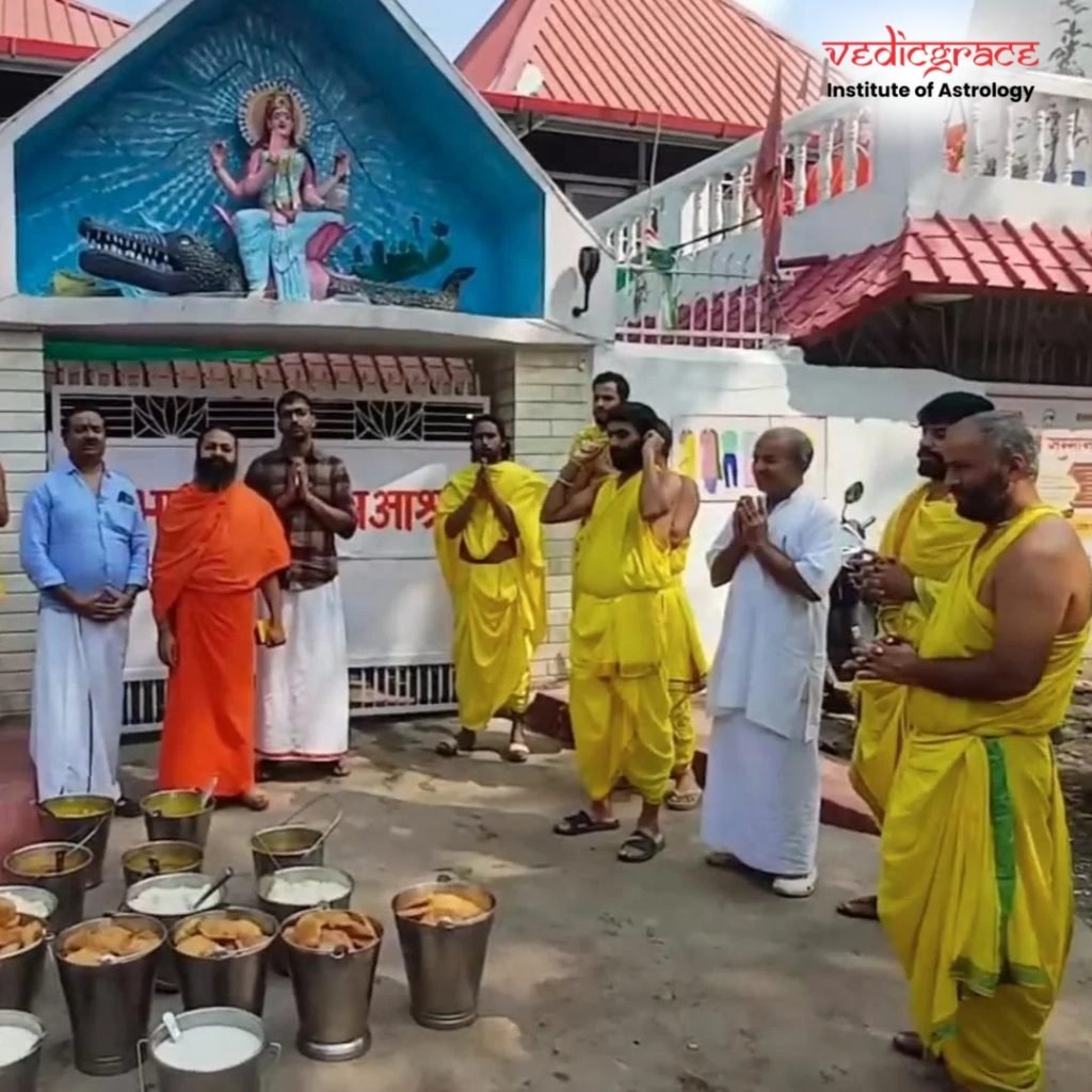 Pitru Paksha Anna Daan1