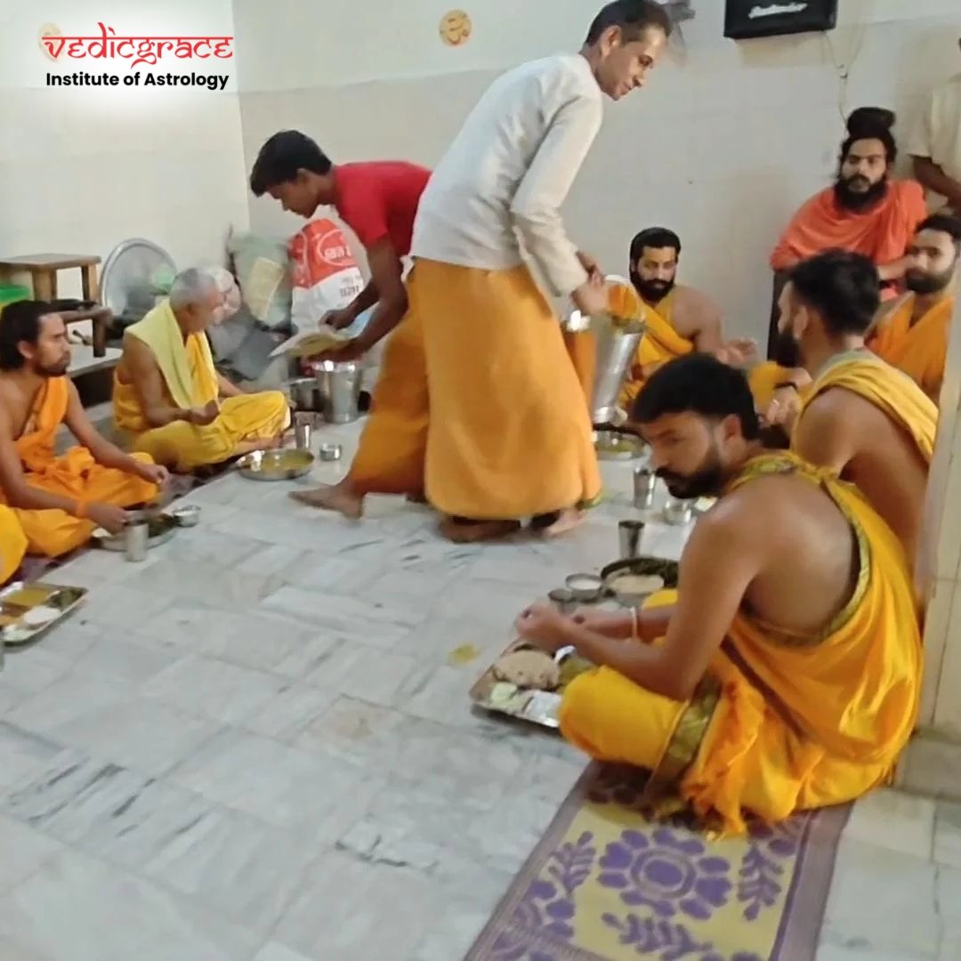 Pitru Paksha Anna Daan15