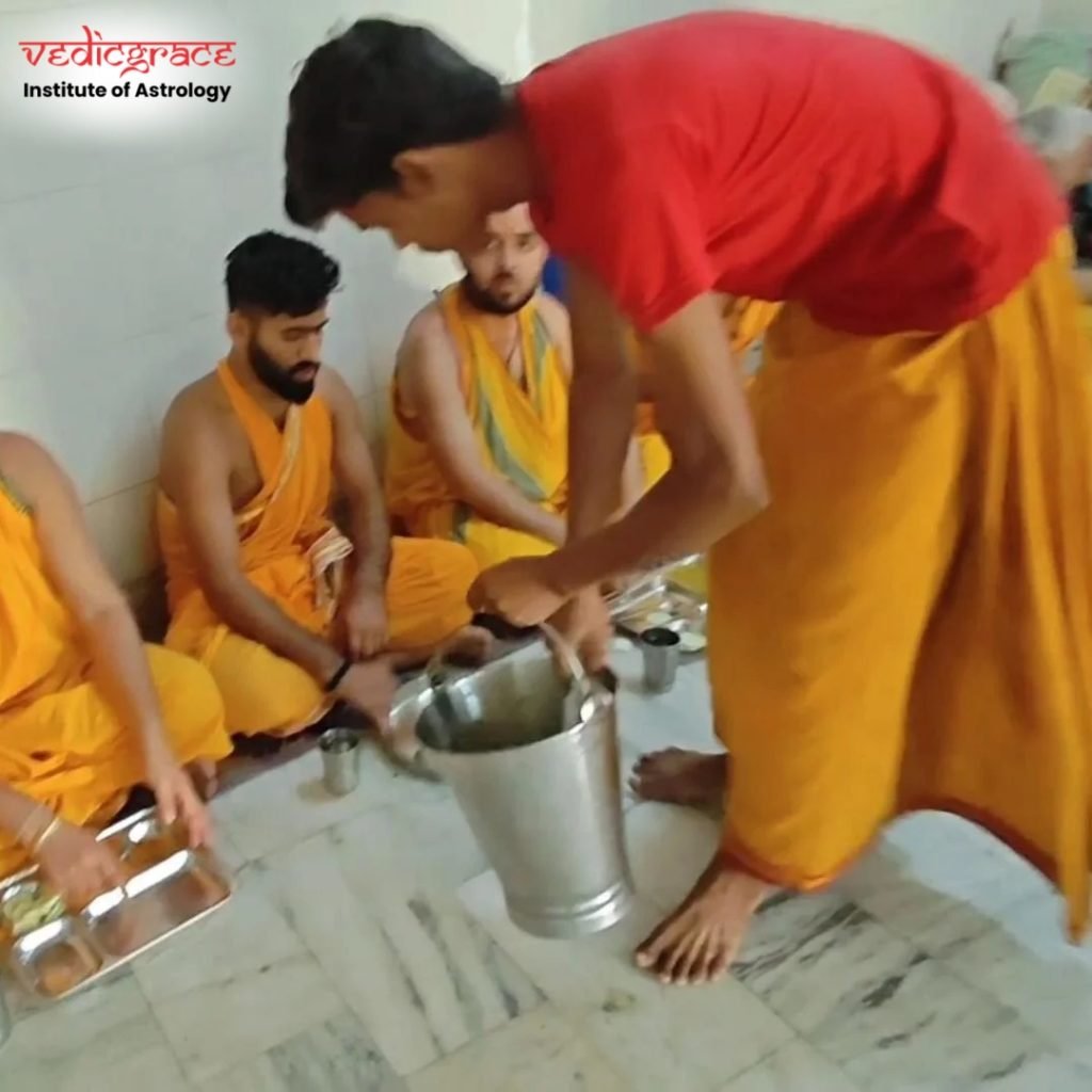 Pitru Paksha Anna Daan3
