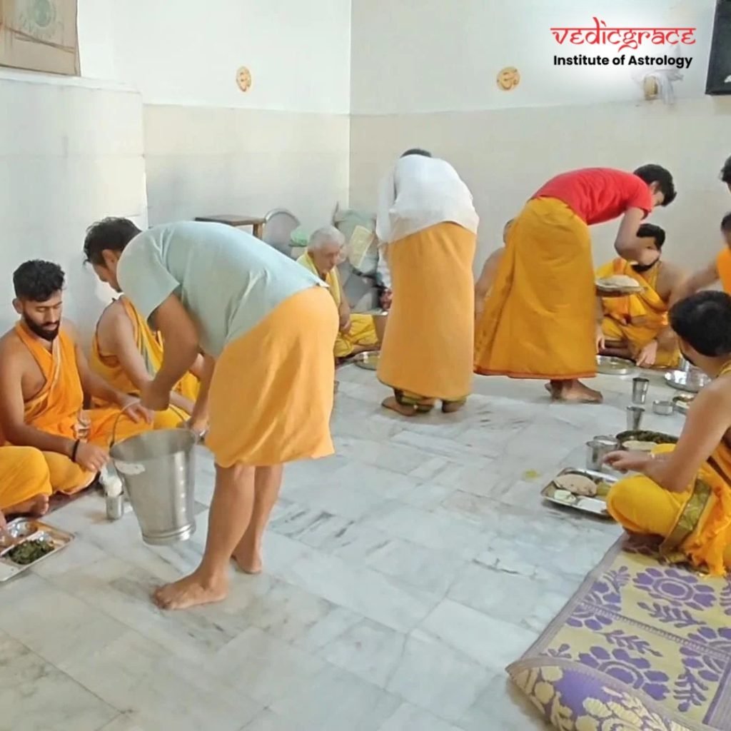 Pitru Paksha Anna Daan7